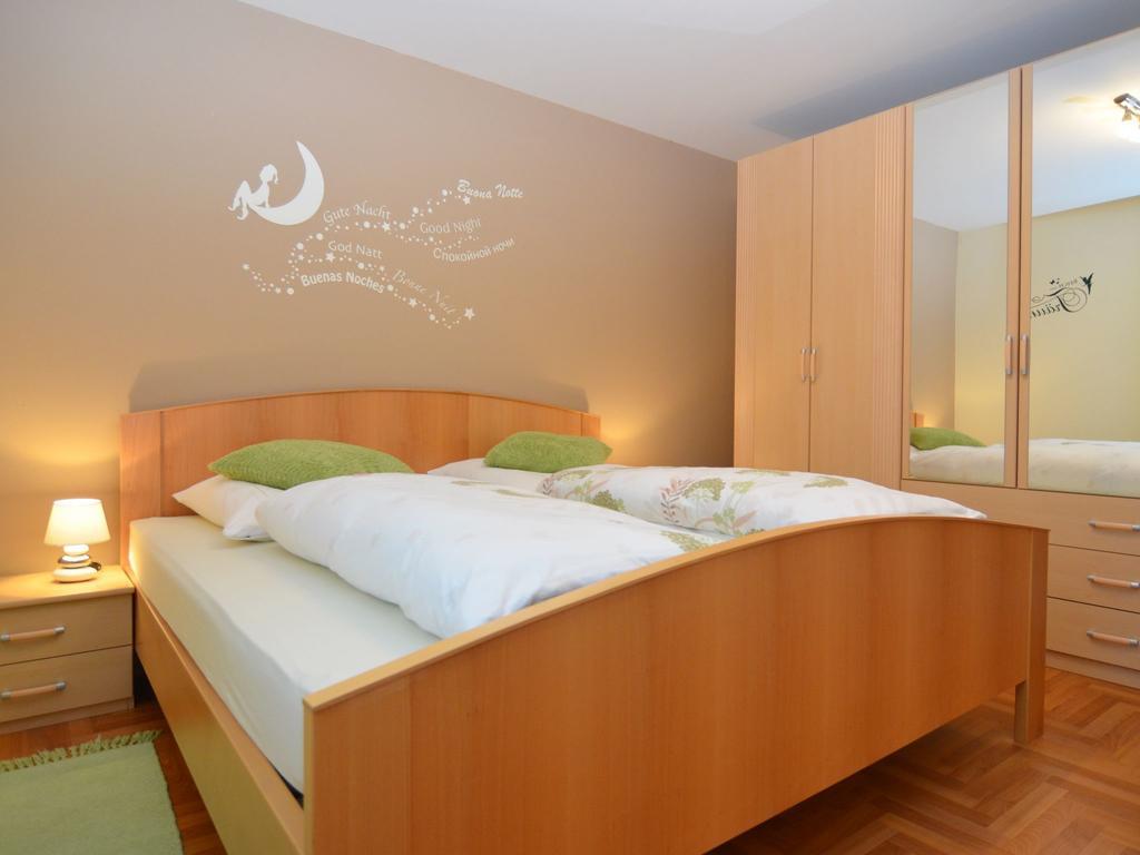 Holiday Flat With Swimming Pool In Prackenbach 비에탁 외부 사진
